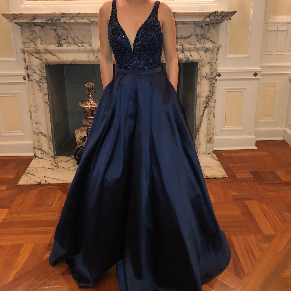 Ball gown dress